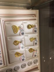 -菜百首饰店(东方新天地店)