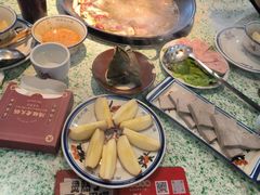 -鸿姐老火锅(疁城新天地店)