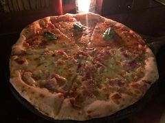 -Trattoria Altrove