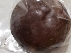 超级巧克力泡芙-OUR Bakery(三里屯太古里店)