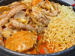 -老闵田螺馆·南昌市井菜·特色小吃(总店)