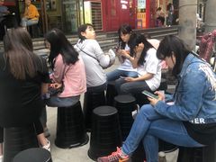 等位区-碎怂烤肉(钟楼柳巷店)