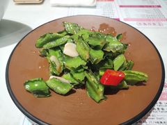 龙豆-滕记星发餐室·新加坡菜(巨鹿路店)