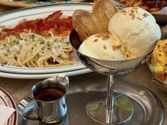 -玲婧胡同·生日蛋糕·餐厅(嘉里城店)