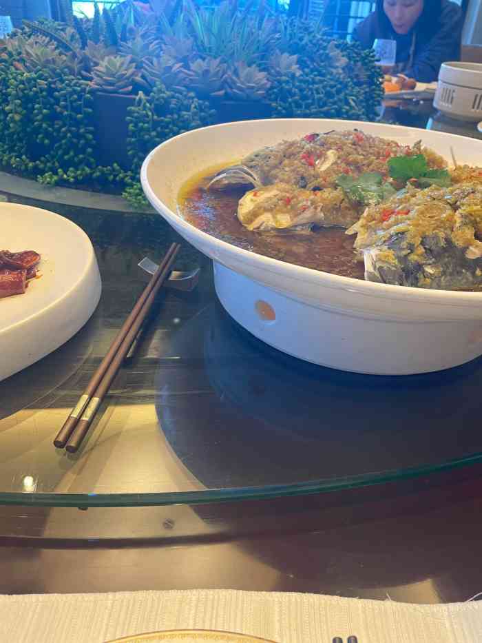 湖滨客舍(东湖店)-"高大上的一家餐厅,装修考究大气,餐厅外围.