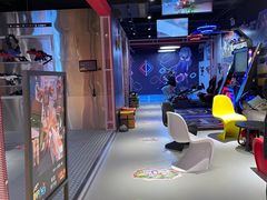 -VR+乐园·VR电竞·家庭亲子·密室逃脱·轰趴团建