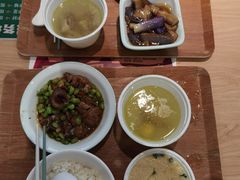 -老乡鸡(东方广场店)