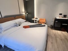 -朵兰达V酒店(成都春熙路太古里国金中心店)