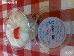 -红宝石·鲜奶小方(万航店)