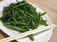 椒腐炒通菜-观山美厨·精致粤菜(西樵店)