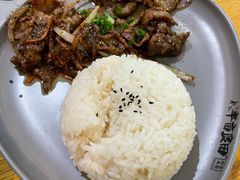 -半亩良田排骨米饭(西城红场店)