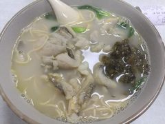 -明呈黄鱼面馆(斜土路店)