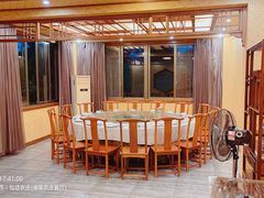 -仙店农庄(湖景农庄餐厅)