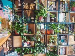 -ZING COFFEE 镜咖啡