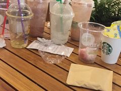 -星巴克臻选(莘庄仲盛店)