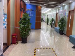 -茂菊口腔连锁(浦东南路店)