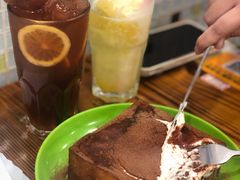招牌漏奶华-澳门陈光记烧味饭店(南京德基广场店)
