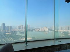 -荣誉国际酒店-云顶旋转餐厅