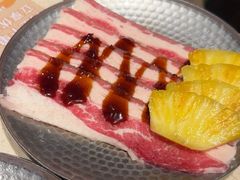 -蚂蚁洞·烤肉大营地(上海静安大悦城店)