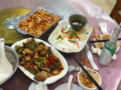 -洪霞餐馆