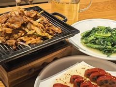 -伊喜饺子·烤鸭(五道口学院路店)