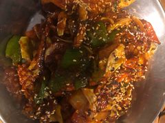 鱿鱼炒五花肉-富乐满韩国正宗炸鸡韩国料理(虹泉路店)