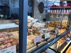 面包甜点陈列柜-汪保来(杭州解放路店)