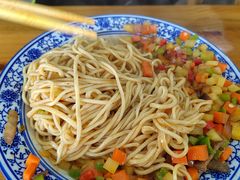 -马德元纯汤牛肉面(太奥广场店)