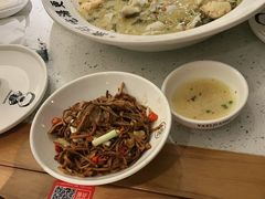 -江渔儿酸菜鱼(奥园广场金发购物中心店)