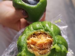 蛋黄肉松青团-许阿姨糕团店(南京总店)