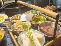 -一朵菌·野生菌探索家火锅(南亚店)