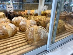 -焙丽拾光(麦凯乐直营店)