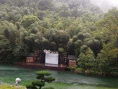 -祁门牯牛降观音堂风景区