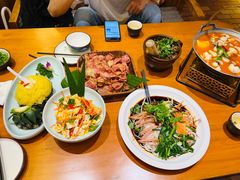 -老滇山寨•云南特色菜•地方菜•民族风情歌舞表演(金碧店)