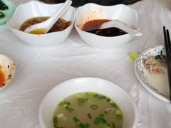 -鲁朗纳麦石锅鸡庄园