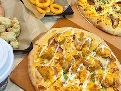 -达美乐比萨(南京路店)