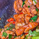 广东人吃鸡的执念，对这家千万“咪走鸡”