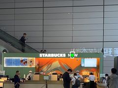 -星巴克(上海虹桥站2A检票口)