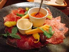 招牌冷肉拼盘-恰餐厅及酒吧 CHAR Bar & Grill (北京丽都皇冠假日店)