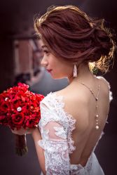 -Flora婚纱礼服定制租赁店