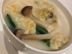 鲜虾腐皮卷-利苑酒家(合景国际金融广场店)