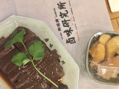 -狮头牌卤味研究所·卤味饭(花城汇南区店)