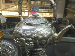 -云洲古玩城(大木桥路店)