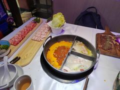 -热火朝天鲜切牛肉火锅(南强街巷店)