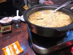 -胡须佬鸡煲四季火锅(海雅缤纷城店)