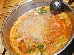 -快活林酸汤鱼鲜品火锅店(甲秀楼店)
