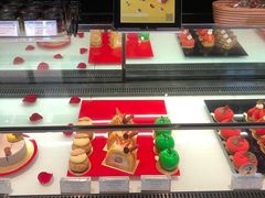 -Salon de The de Joel Robuchon(外滩18号店)