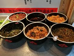 -桂林卤王米粉(滨江路店)