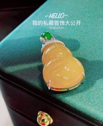 -灵彩珠宝(朗香街店)