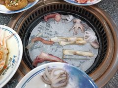 -锤头鲨毛肚海鲜烤肉自助餐厅(国购广场店)